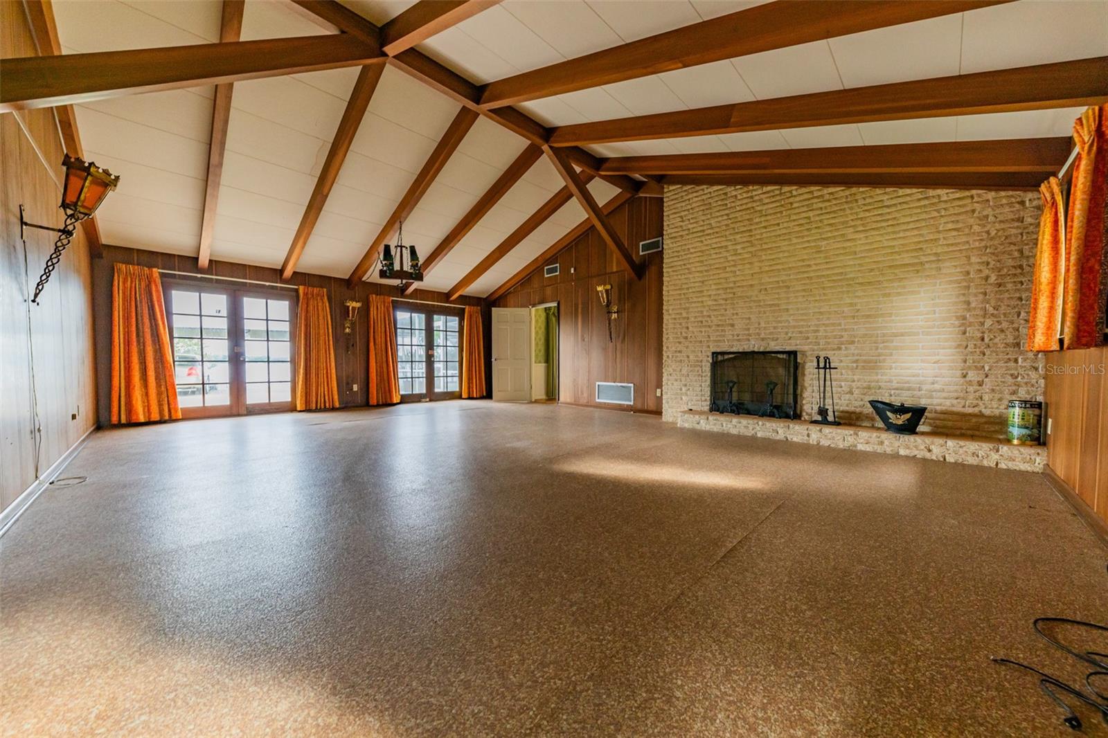 HAVEN SHORES - Residential