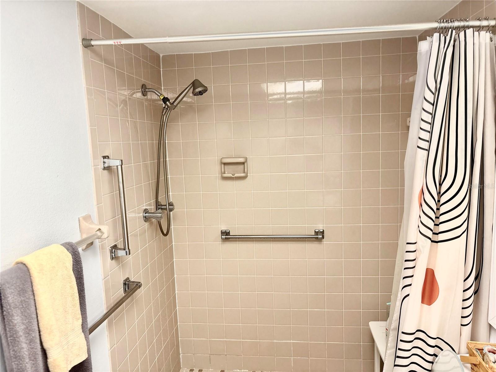 07 SPGS VILLAS CONDO - Residential