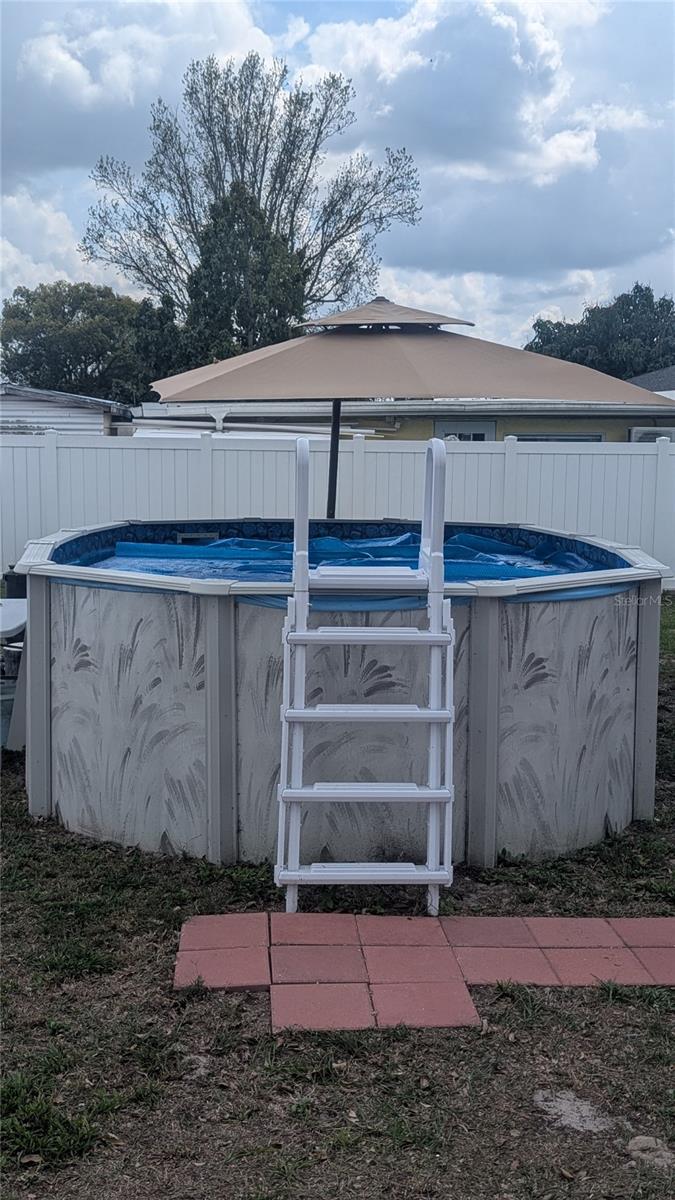 REGENCY PARK - Residential