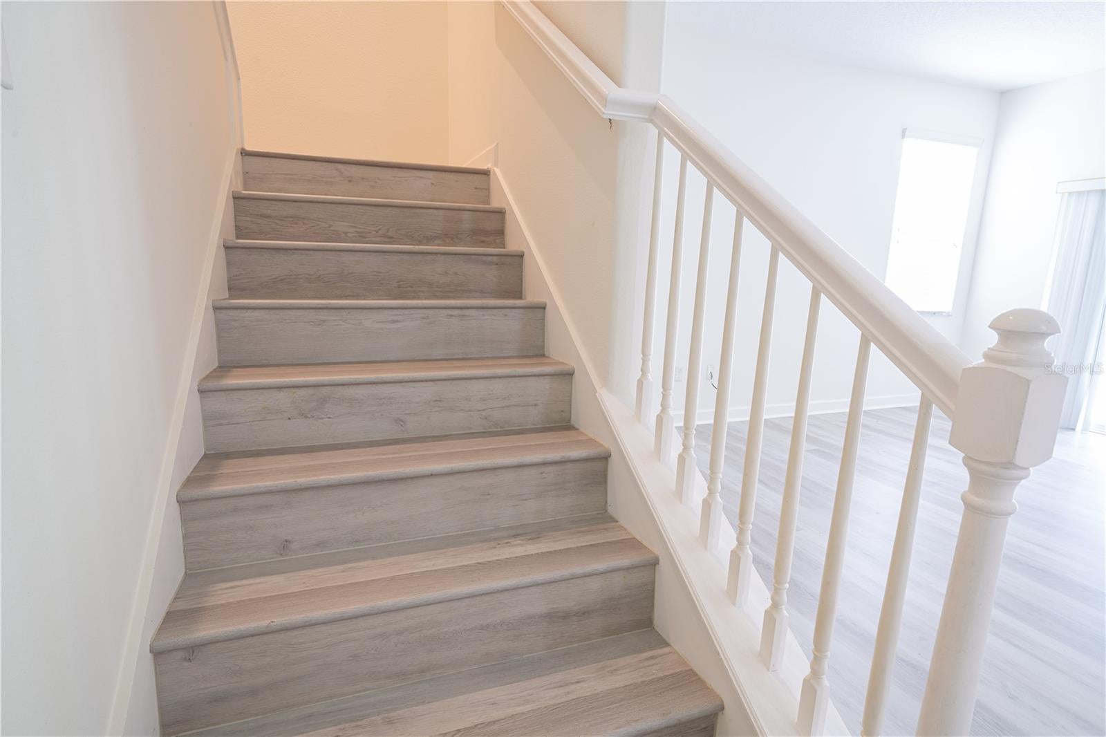 15663 SIGNATURE DRIVE