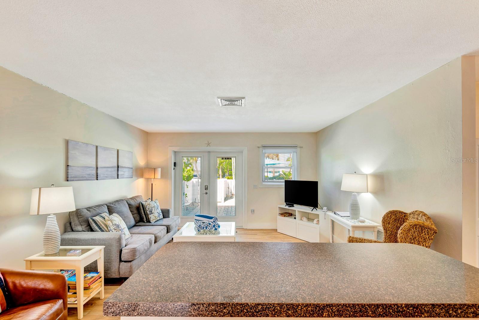 BLUE WAVE VILLA - Residential