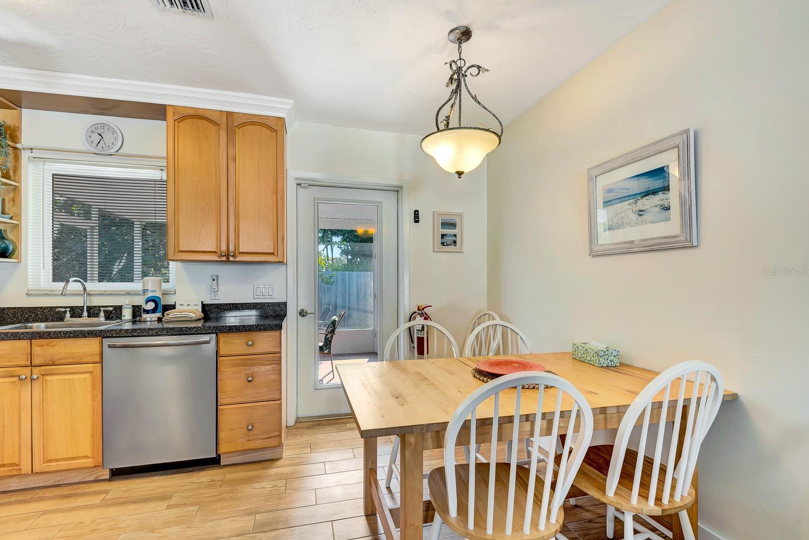 BLUE WAVE VILLA - Residential