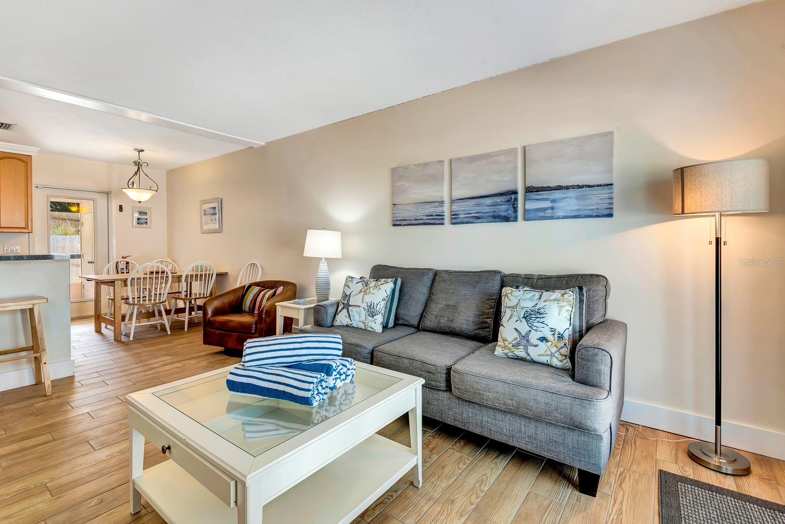 BLUE WAVE VILLA - Residential