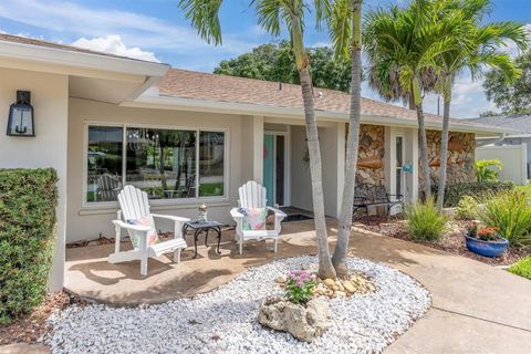 A home in LARGO