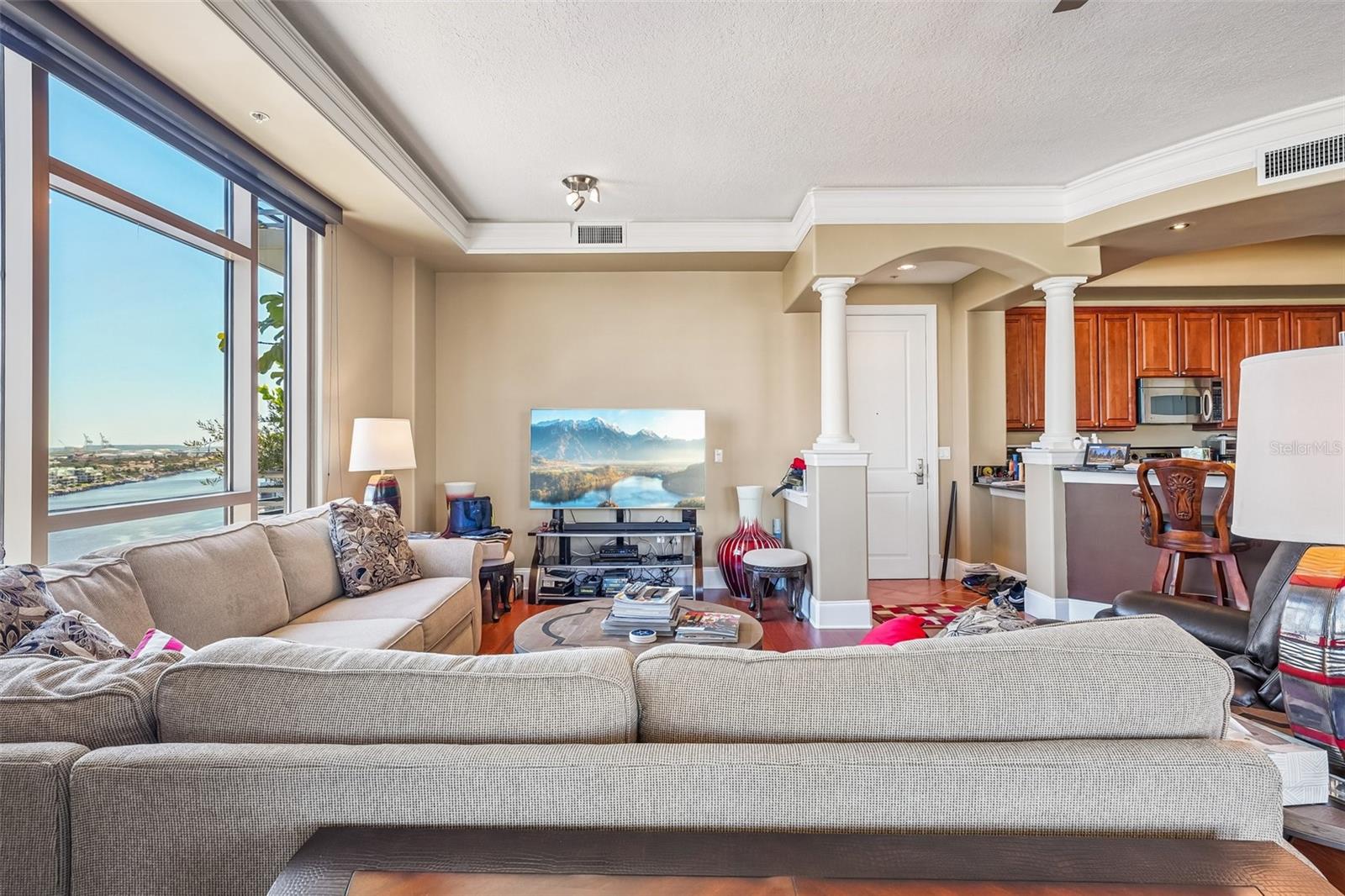 275 BAYSHORE BOULEVARD 1204