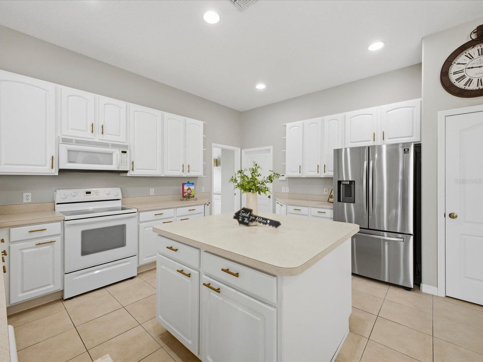 GRAND RESERVE - Residential