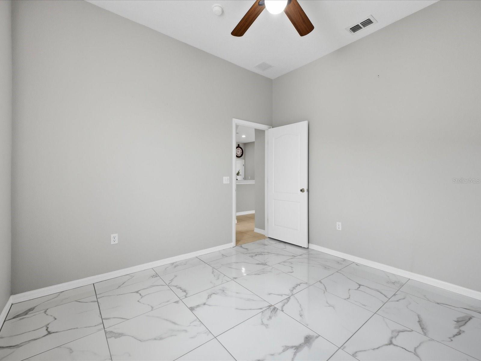 GRAND RESERVE - Residential