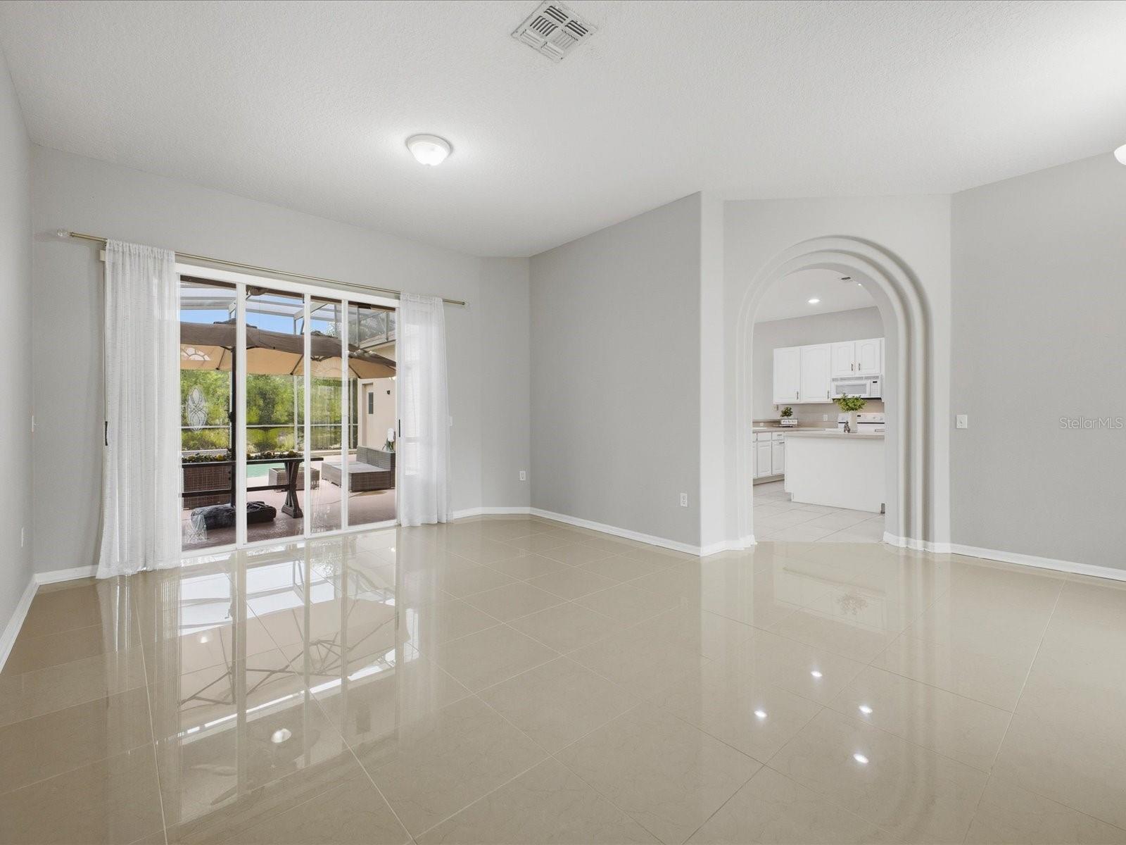 GRAND RESERVE - Residential