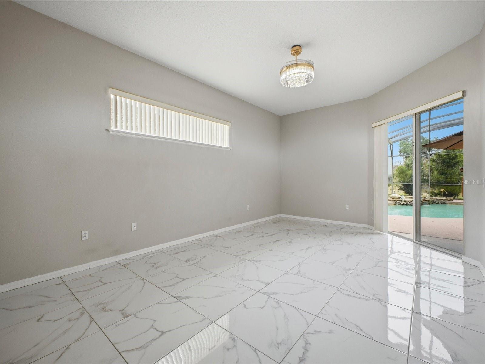 GRAND RESERVE - Residential