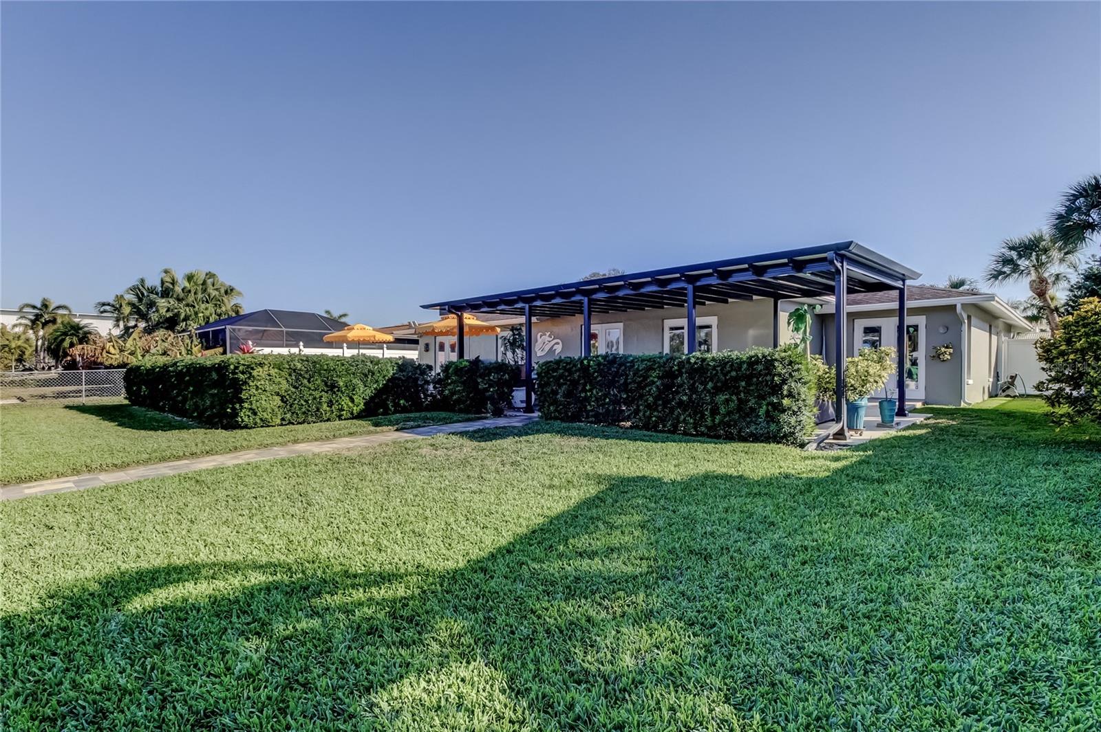 MAXIMO MOORINGS - Residential