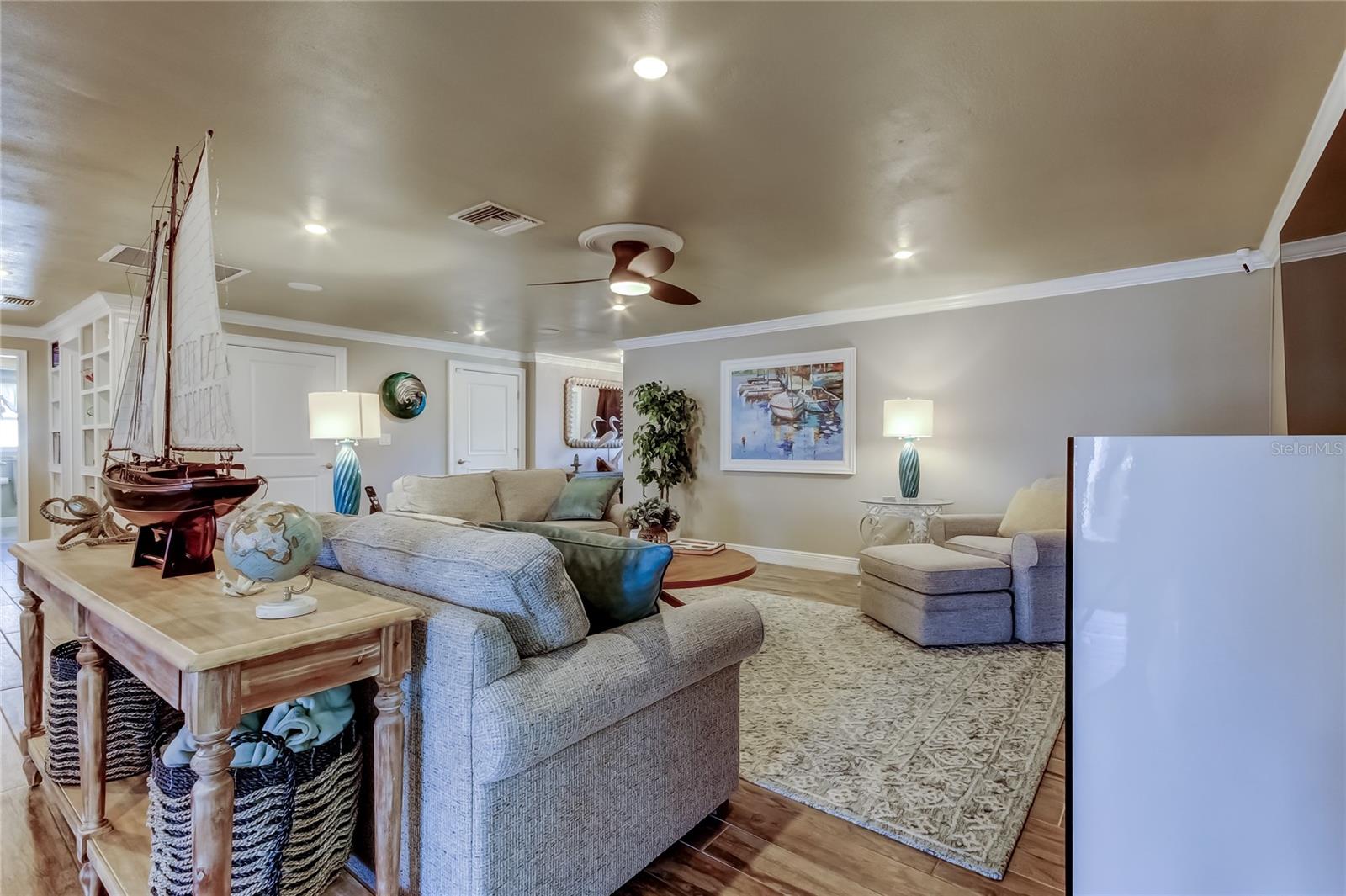 MAXIMO MOORINGS - Residential