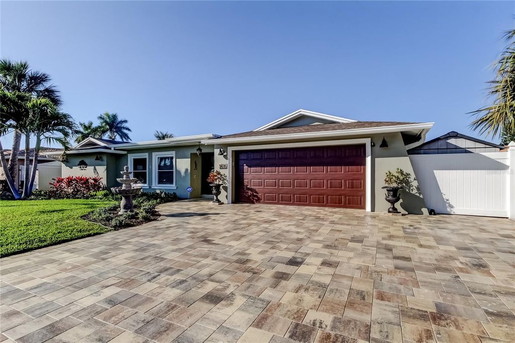 Photo of 3835 48 Avenue S, St Petersburg, FL 33711 (MLS # TB8476789)