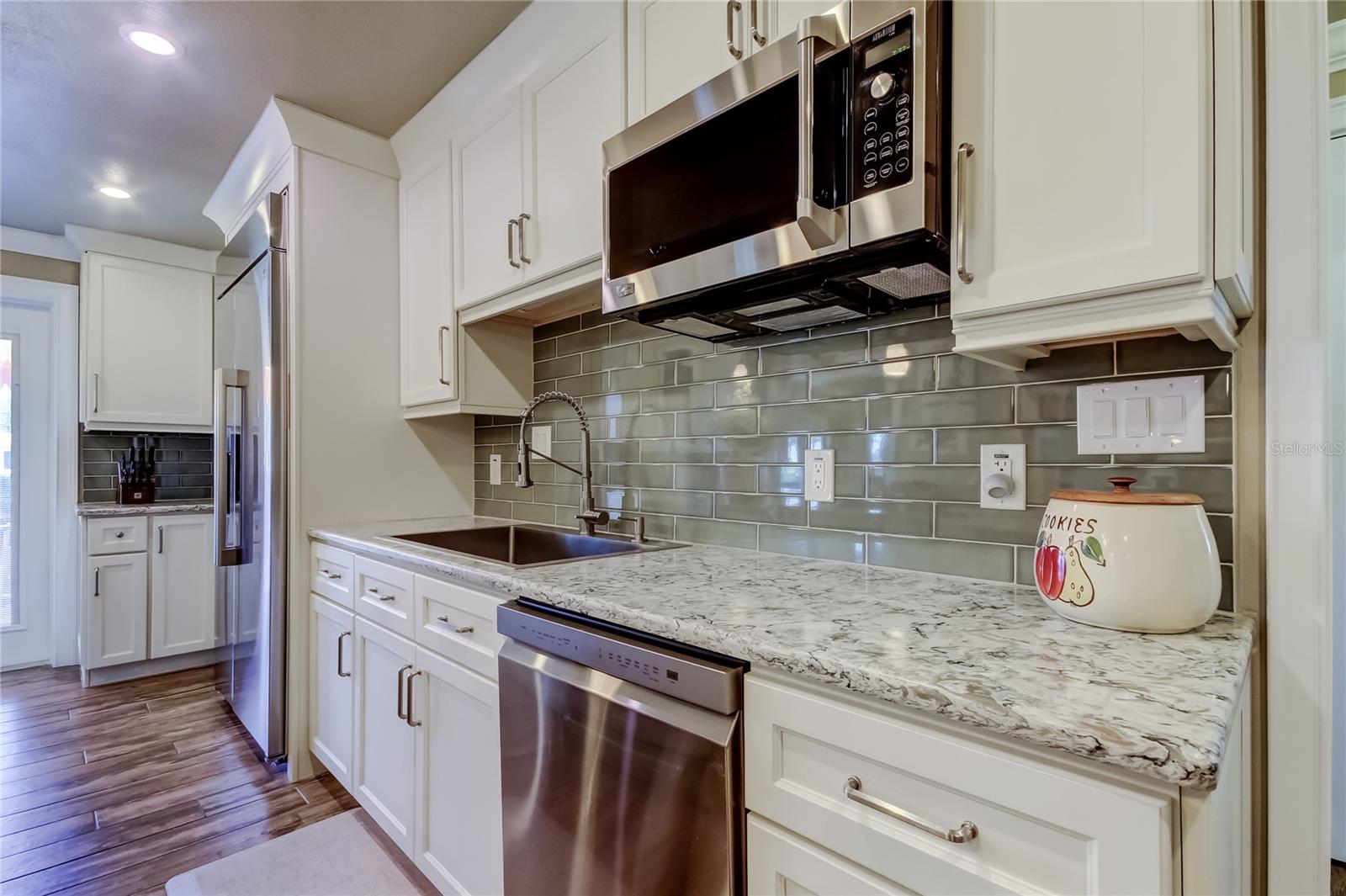 MAXIMO MOORINGS - Residential