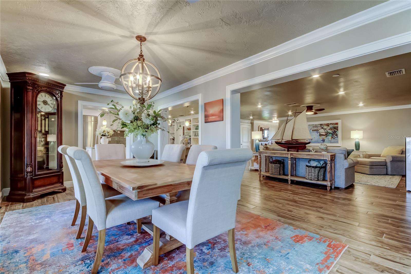 MAXIMO MOORINGS - Residential