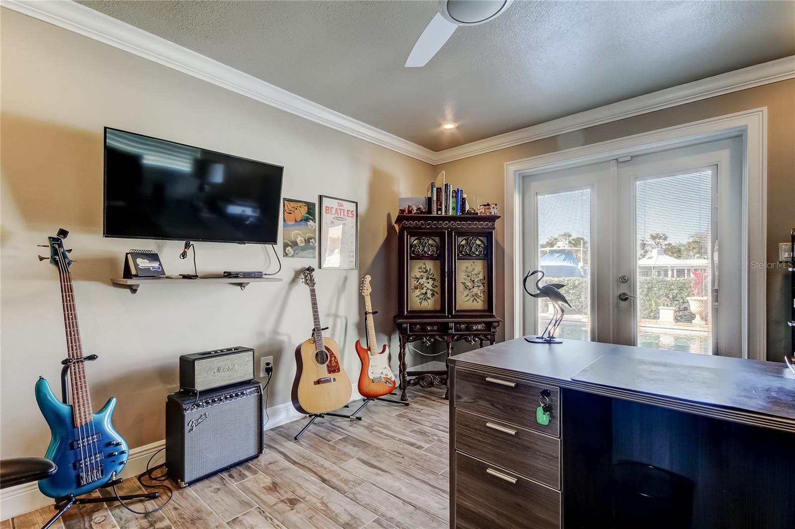 MAXIMO MOORINGS - Residential