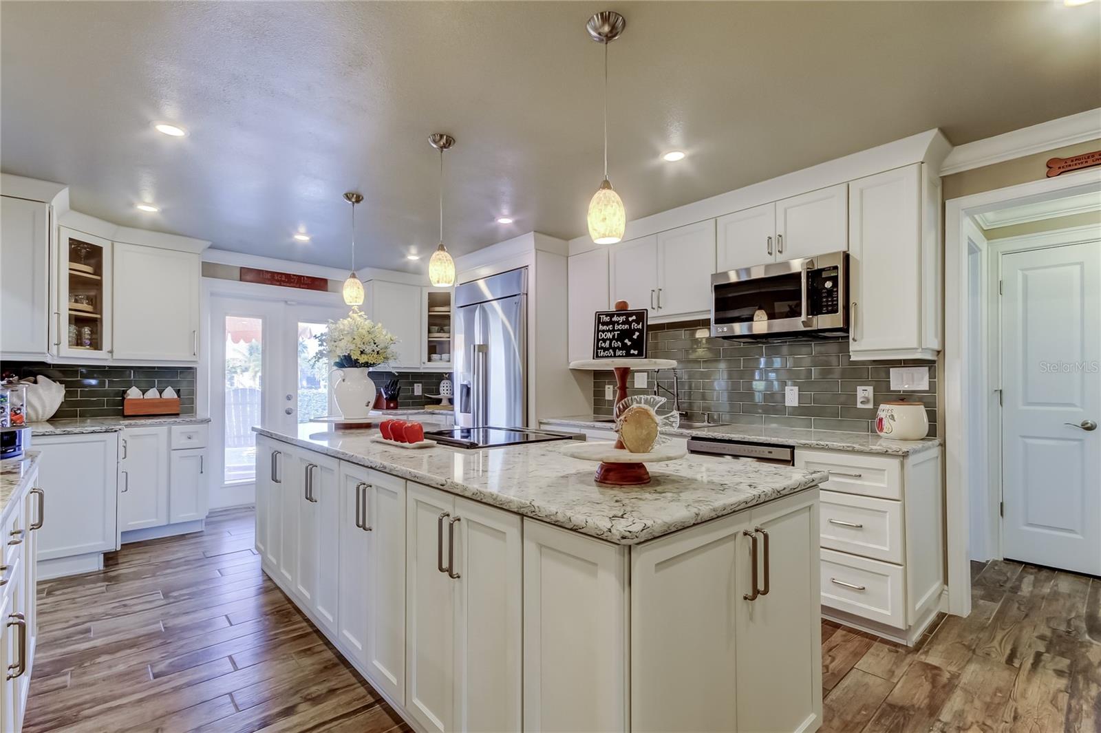 MAXIMO MOORINGS - Residential