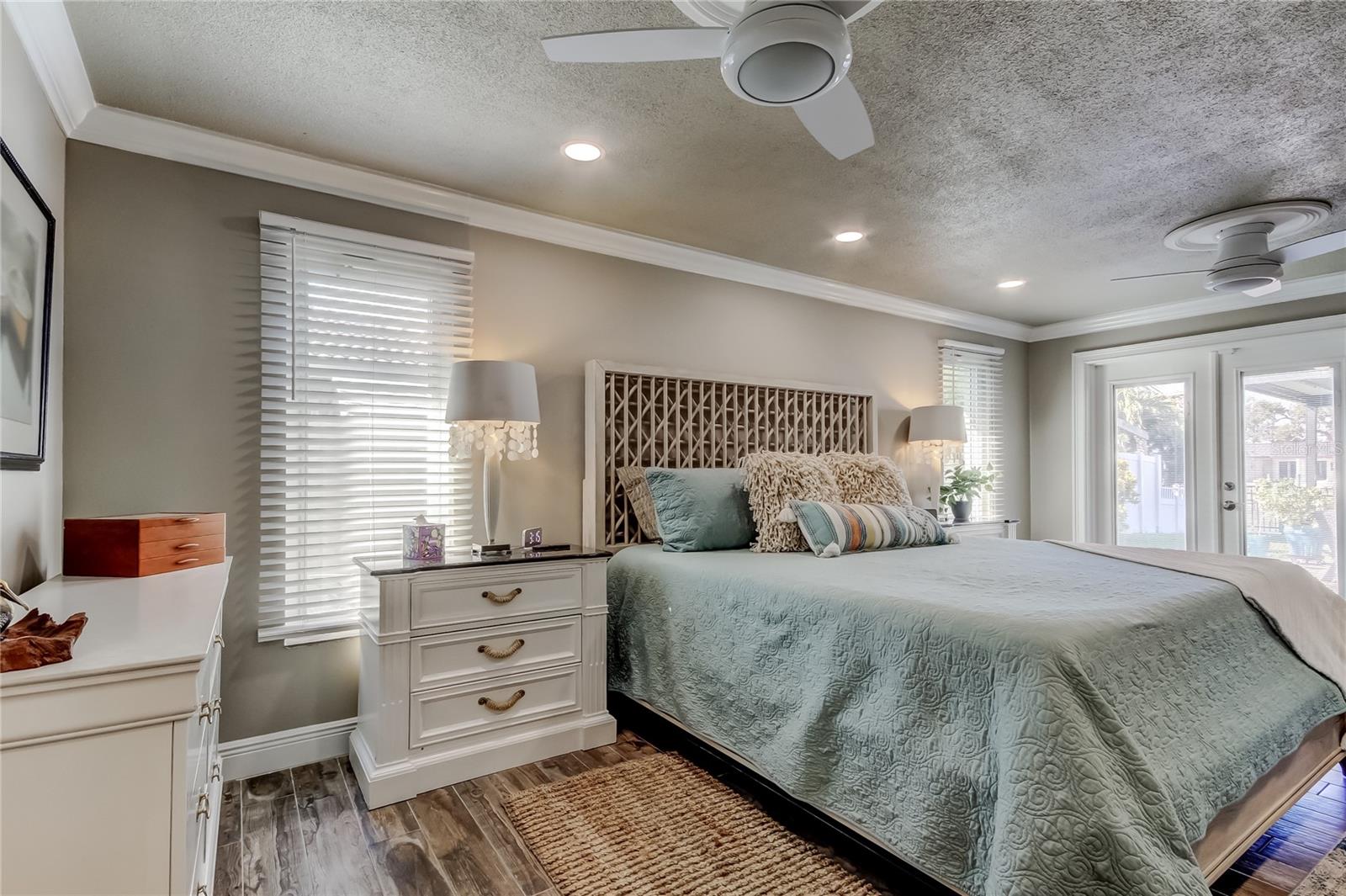 MAXIMO MOORINGS - Residential