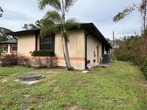 A home in PORT CHARLOTTE