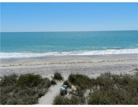 A home in PORT CHARLOTTE