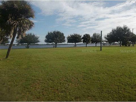 A home in PORT CHARLOTTE