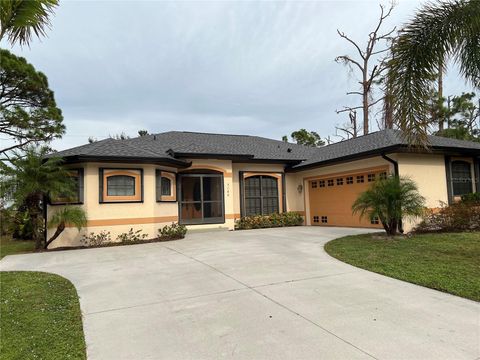 A home in PORT CHARLOTTE