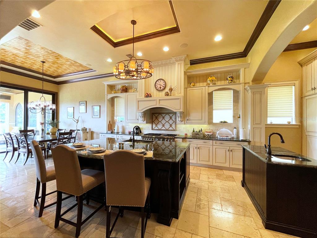 REUNION WEST VLGS NORTH - Residential