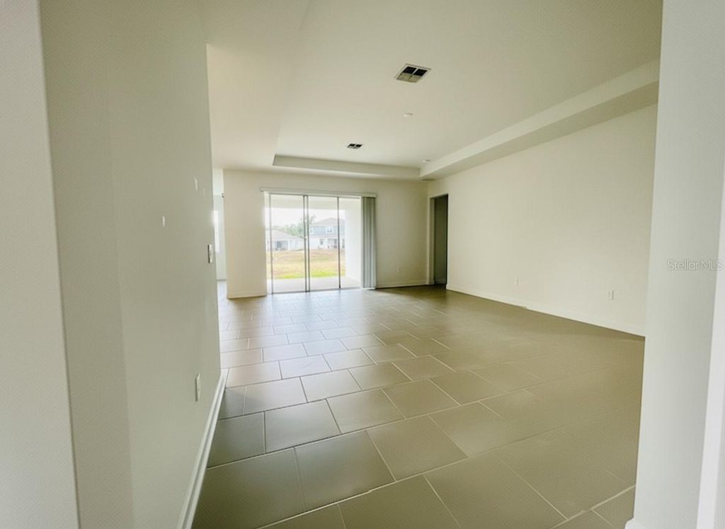 Photo of 4630 Wandsworth Way, Davenport, FL 33837 (MLS # S5144603)