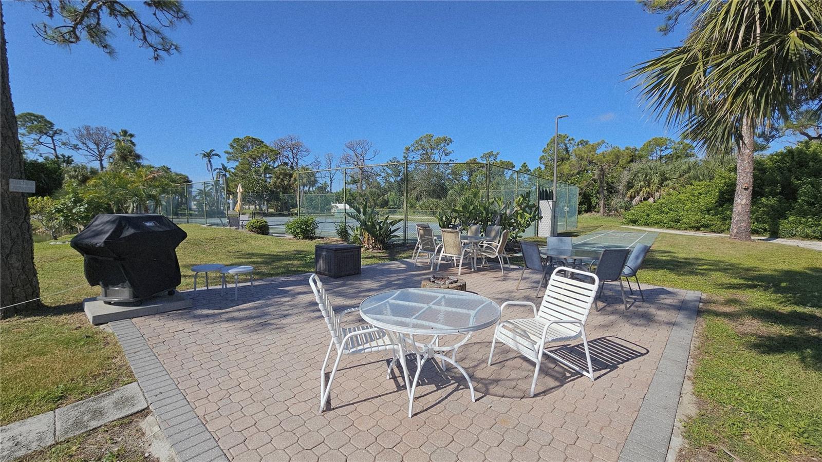 LEMON BAY BREEZES PH 01 - Residential Lease