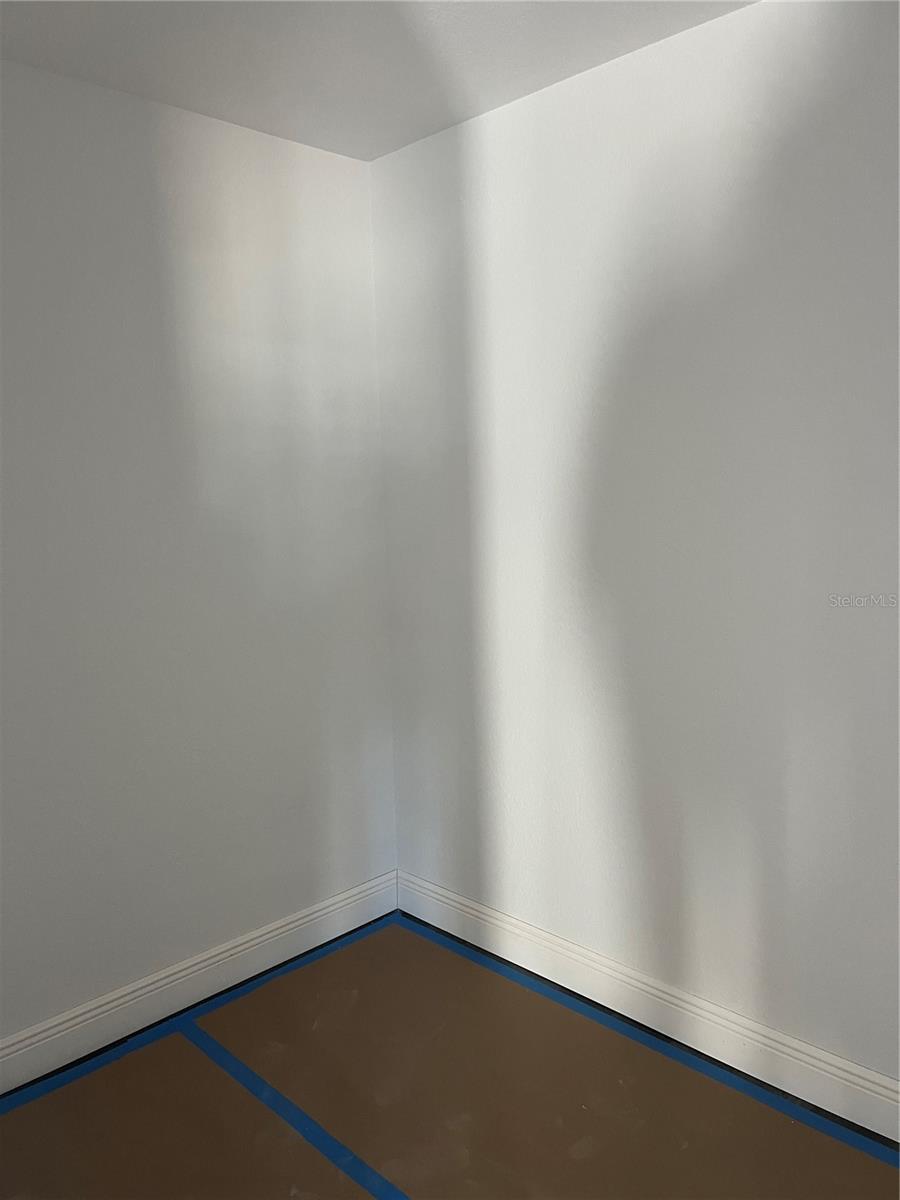 RAINBOW S END ESTATE - Residential