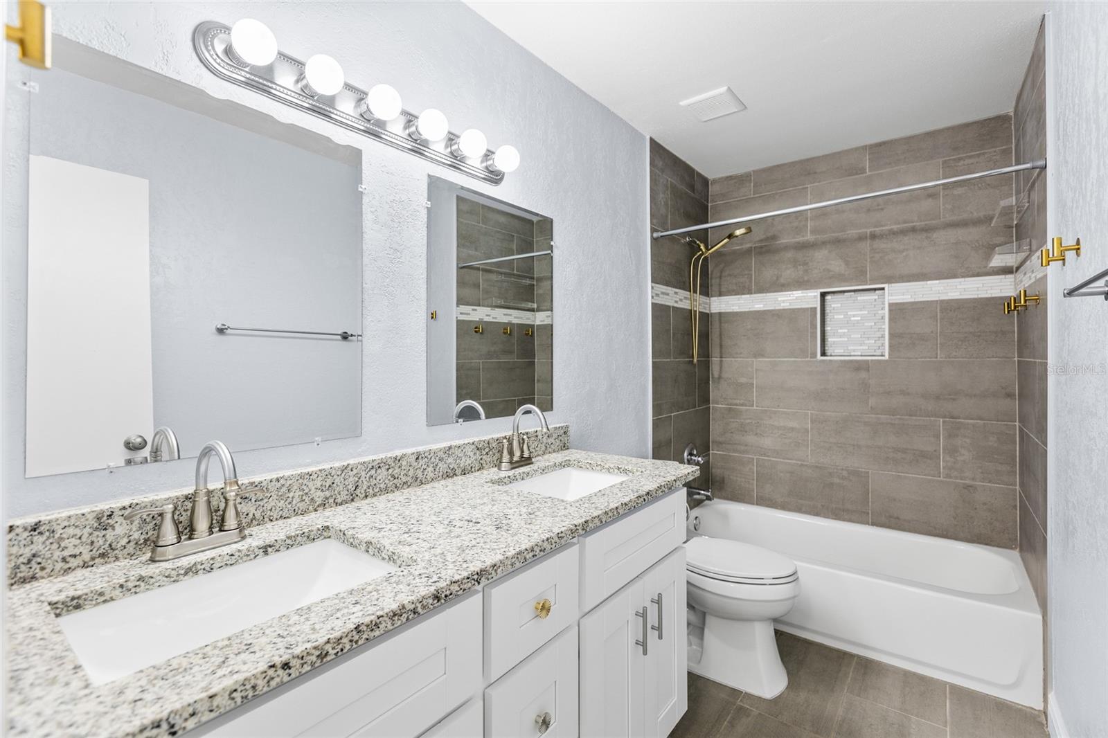 ORANGE RIVER ESTATES UNIT 11C - Residential