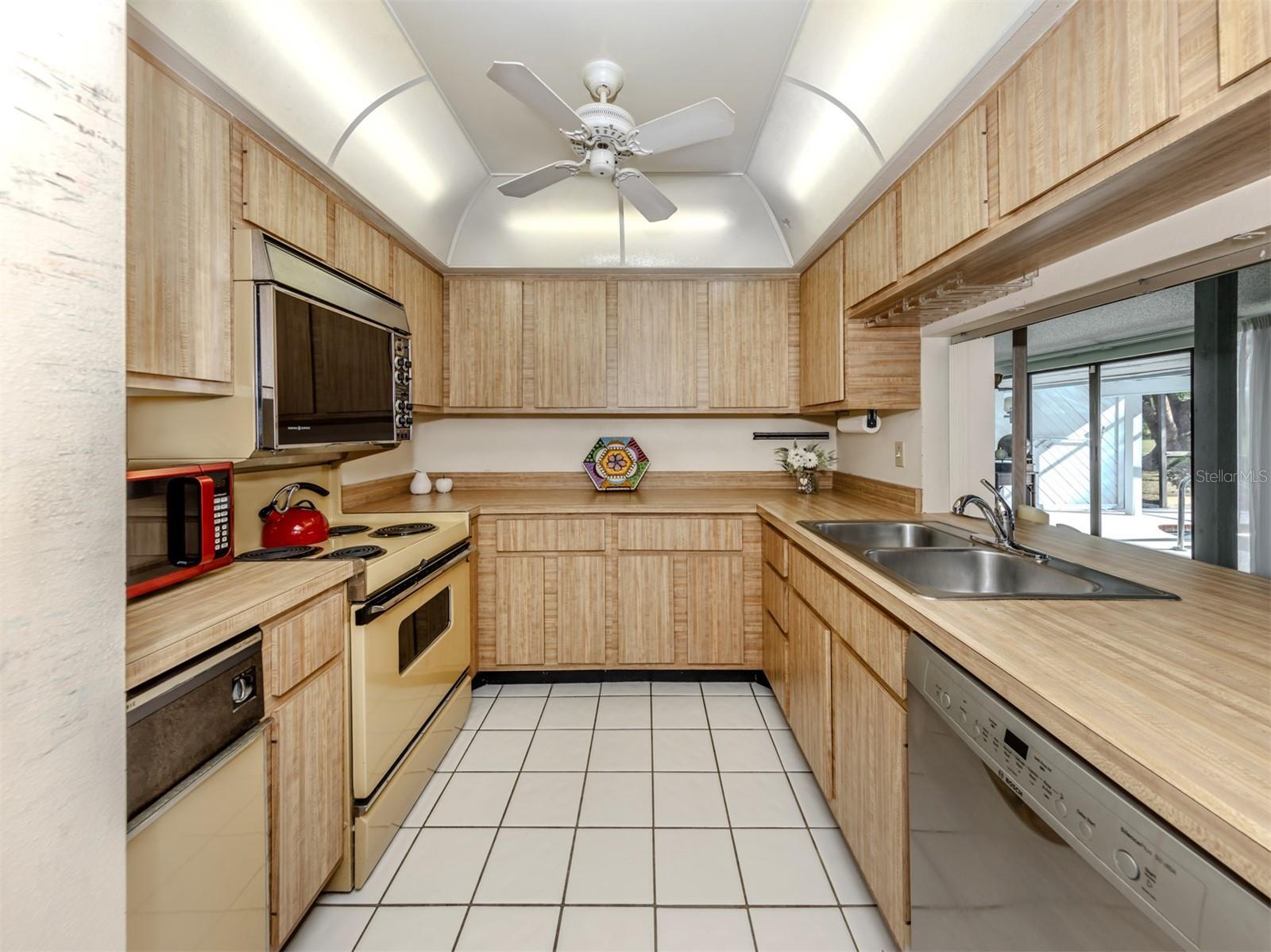 MEADOWS THE - Residential