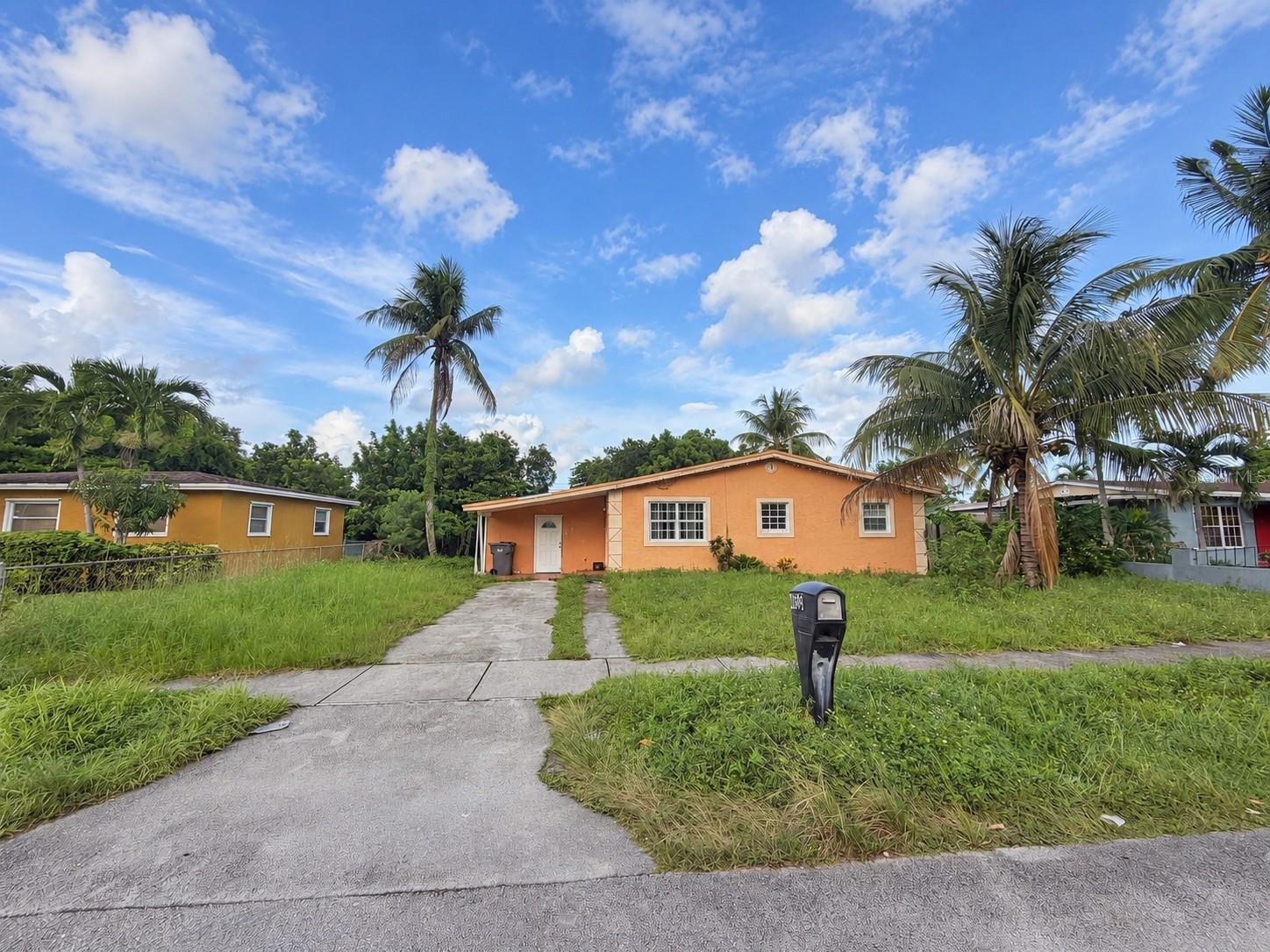 4605 SW 32ND DRIVE