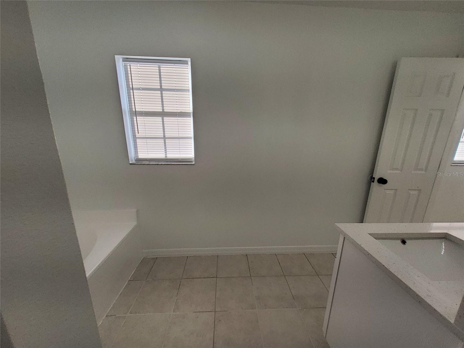 RIDGE DUNDEE - Residential