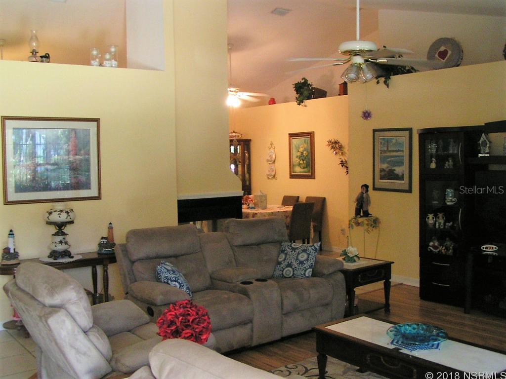 Florida Shores 01 - Residential