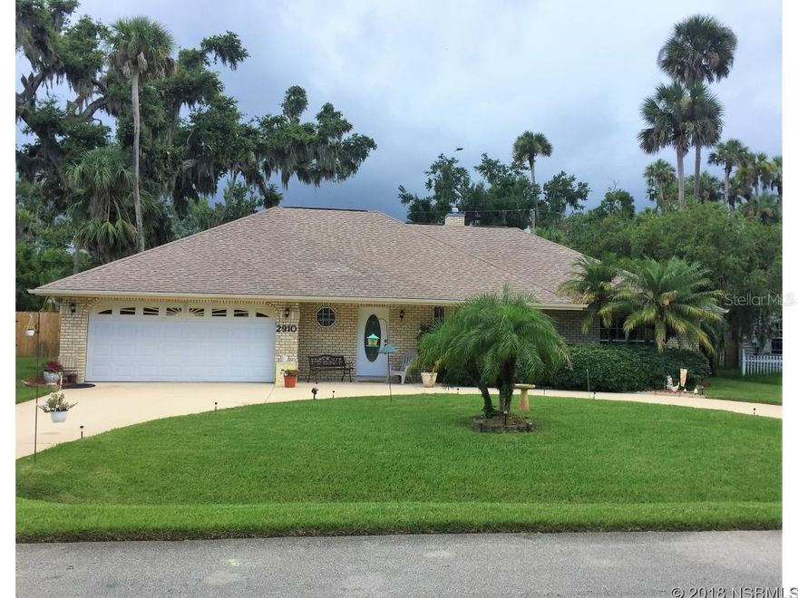 LOOK NO FURTHER! ORIGINAL OWNERS IMMACULATELY MAINTAINED THIS LOVELY LARGE SPLIT FLOOR PLAN INCLUDES 3 BD, 2-1/2 BATH, FLORIDA ROOM AND 2 CAR GARAGE. ENJOY FAMILY AND FRIENDS IN THE UPGRADED EAT IN KITCHEN WITH BREAKFAST BAR. WATCH FLORIDAâS WILDLIFE FROM THE HUGE 20X14 FLORIDA ROOM. MASTER SUITE INCLUDES WALK IN CLOSET, DOUBLE VANITIES AND UPGRADED WALK IN SHOWER. LARGE GUEST ROOMS HAVE 2 CLOSETS. FAMILY ROOM INCLUDES LARGE BAY WINDOW & THE 2-SIDED FIREPLACE IS VISIBLE FROM FAMILY/DINING & KITCHEN. PRIVATE QUAINT COMPUTER OFFICE IS NEXT TO FAMILY ROOM. OVERSIZED  2 CAR GARAGE INCLUDES DESIGNATED WORKSHOP & WASHER/DRYER HOOK-UPS. HUGE BACKYARD WITH NEWER VINYL FENCE. ;Water: City