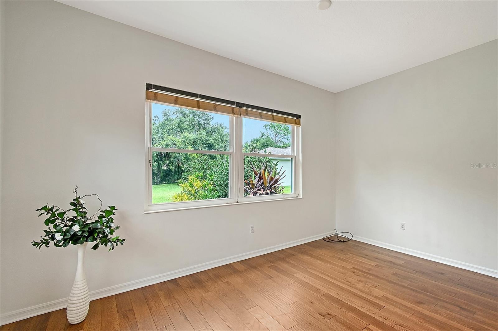 INDIGO RIDGE AT UNIVERSITY PLACE - Residential