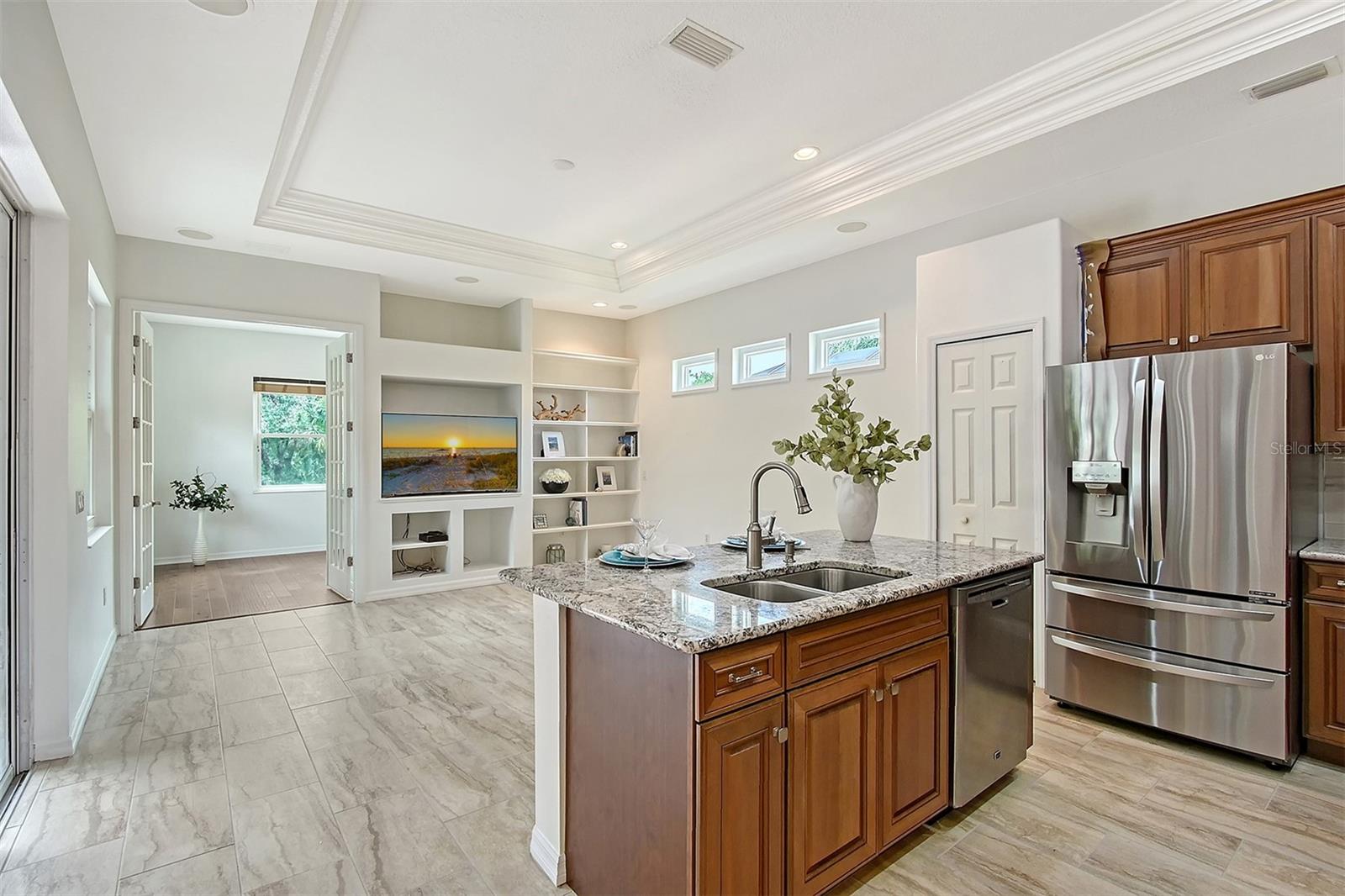 INDIGO RIDGE AT UNIVERSITY PLACE - Residential