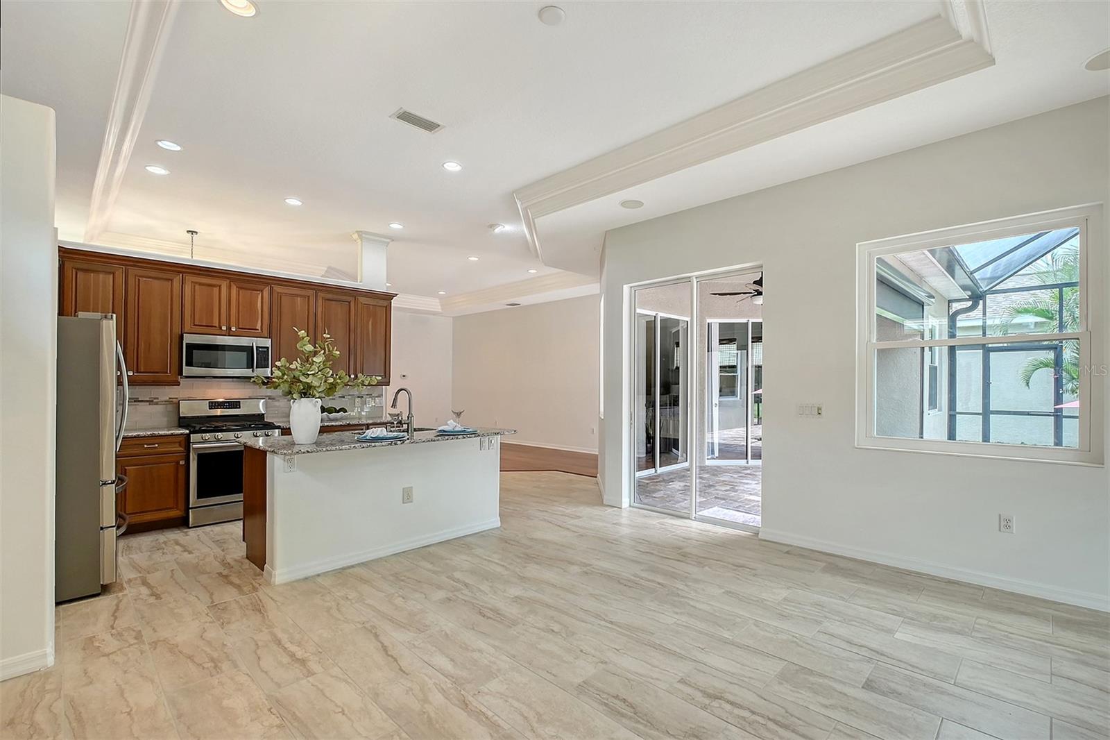 INDIGO RIDGE AT UNIVERSITY PLACE - Residential