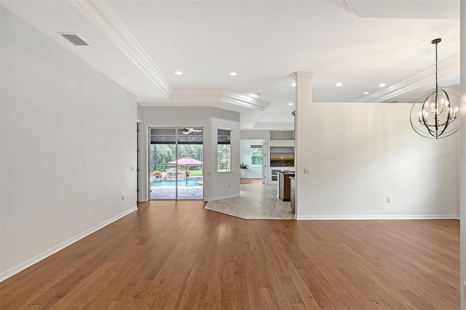 INDIGO RIDGE AT UNIVERSITY PLACE - Residential