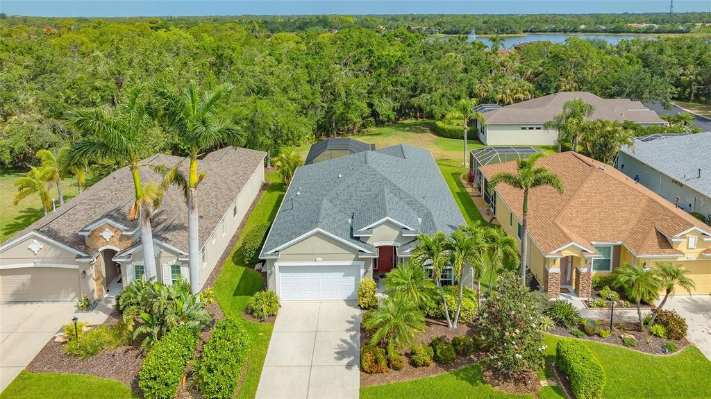 Photo of 8019 Indigo Ridge Terrace, Bradenton, FL 34201 (MLS # A4649765)