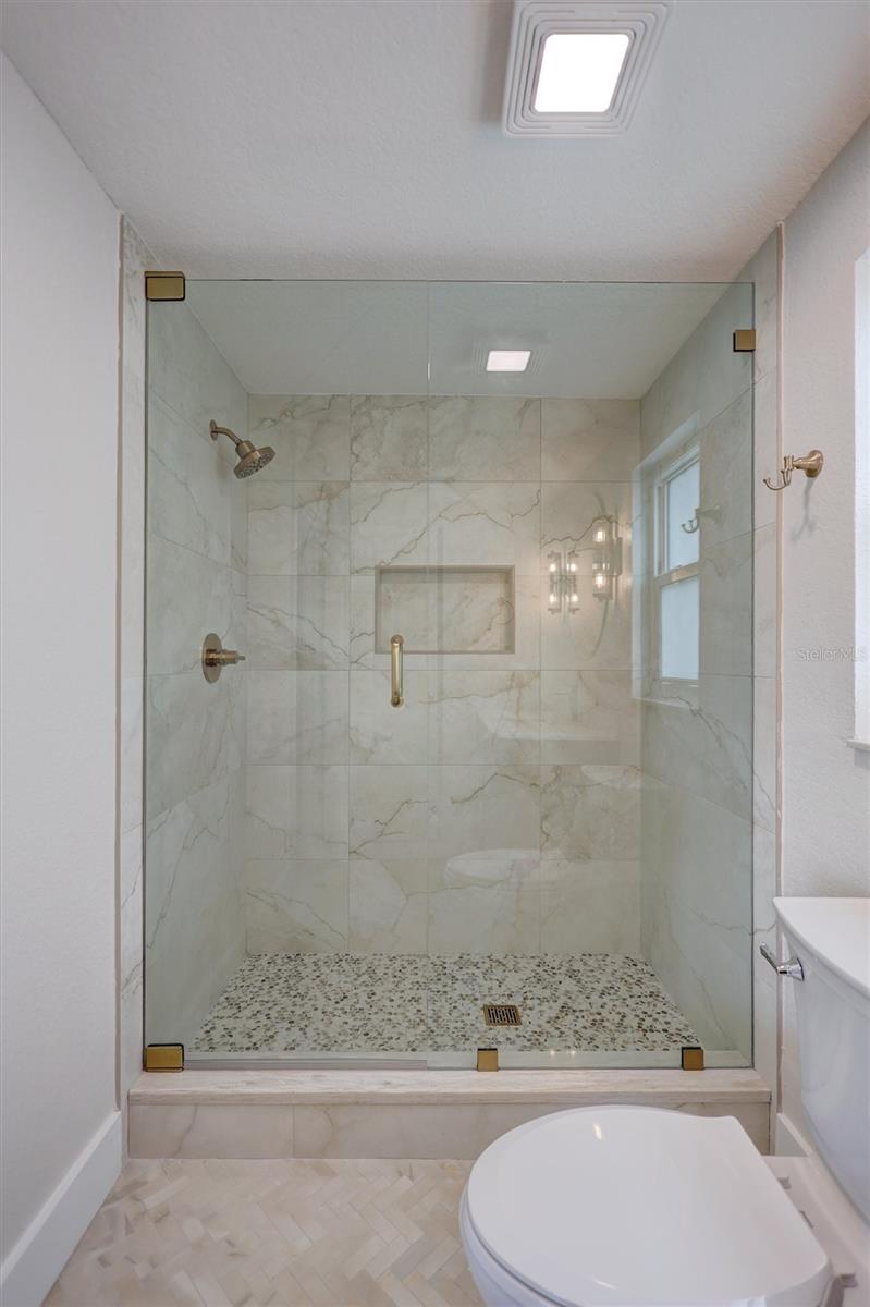 ORANGEWOOD HIGHLANDS 1ST ADD - Residential