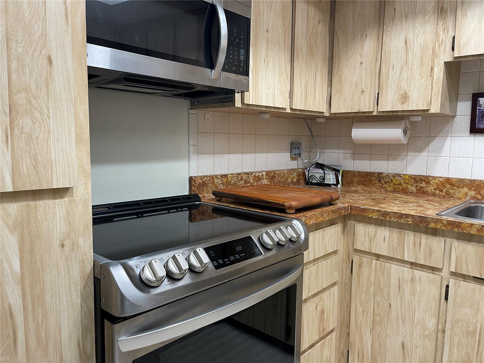 LAKES VILLAGE WEST CONDO - Residential