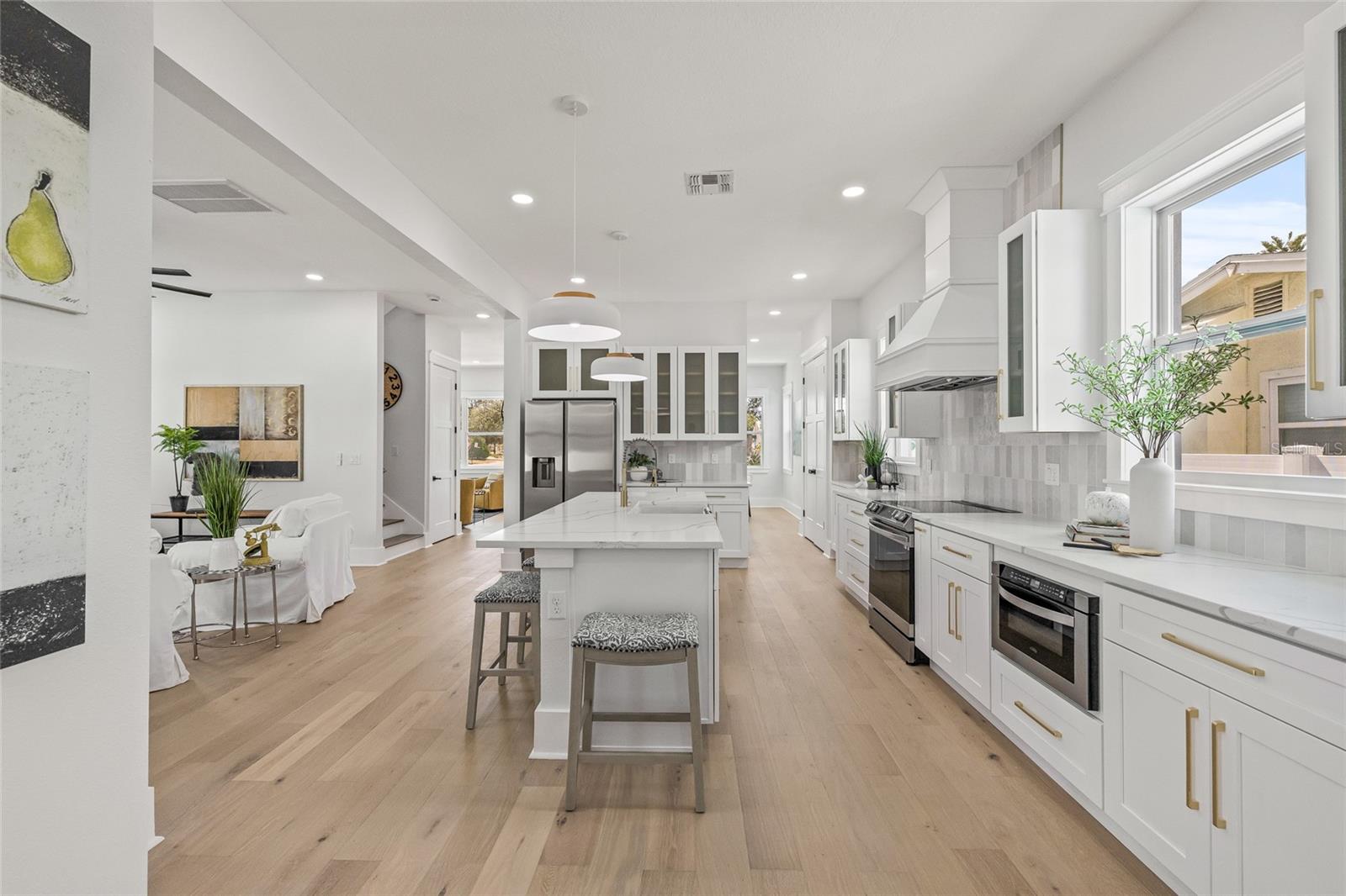 PASADENA VISTA - Residential
