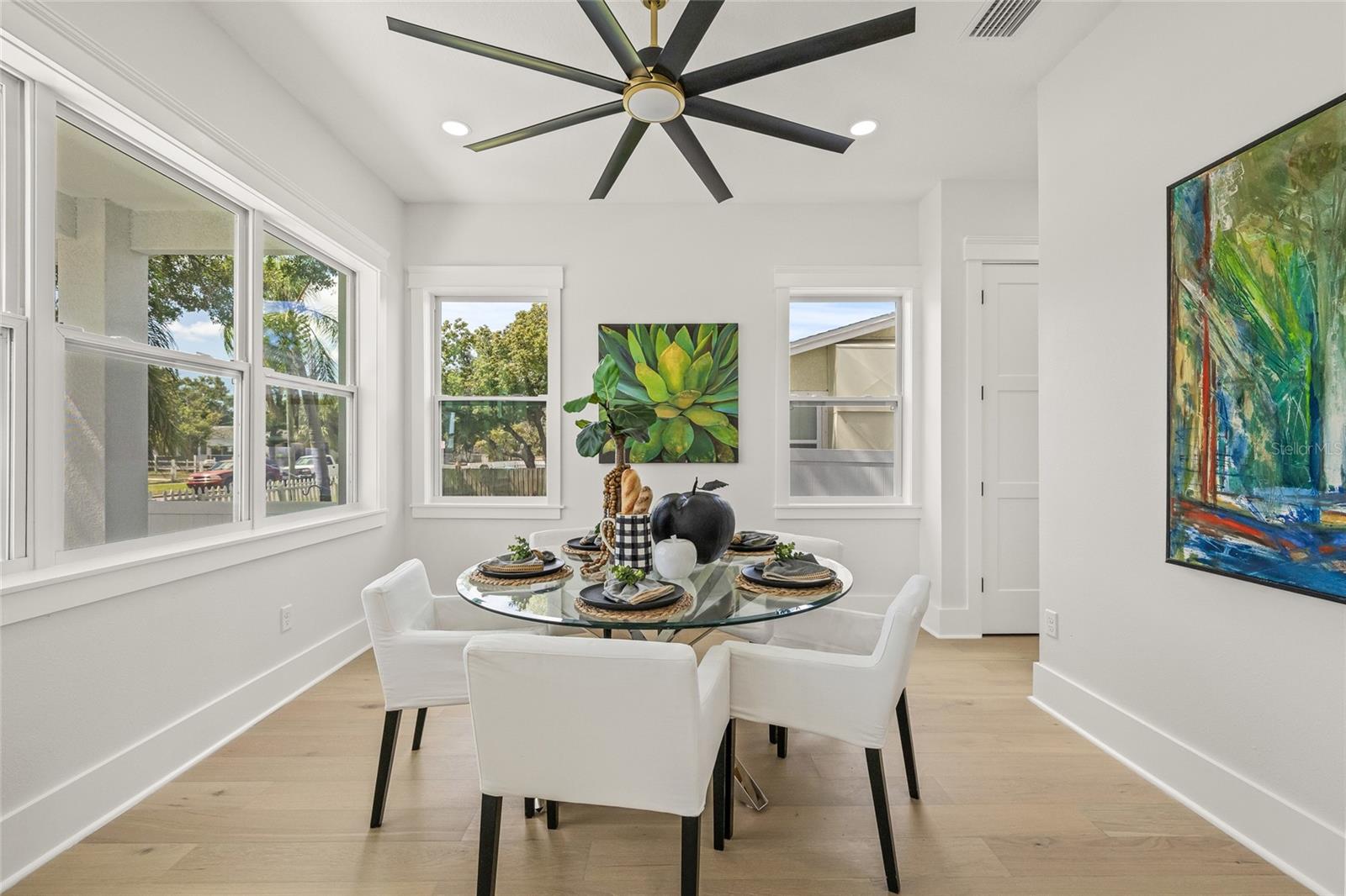 PASADENA VISTA - Residential