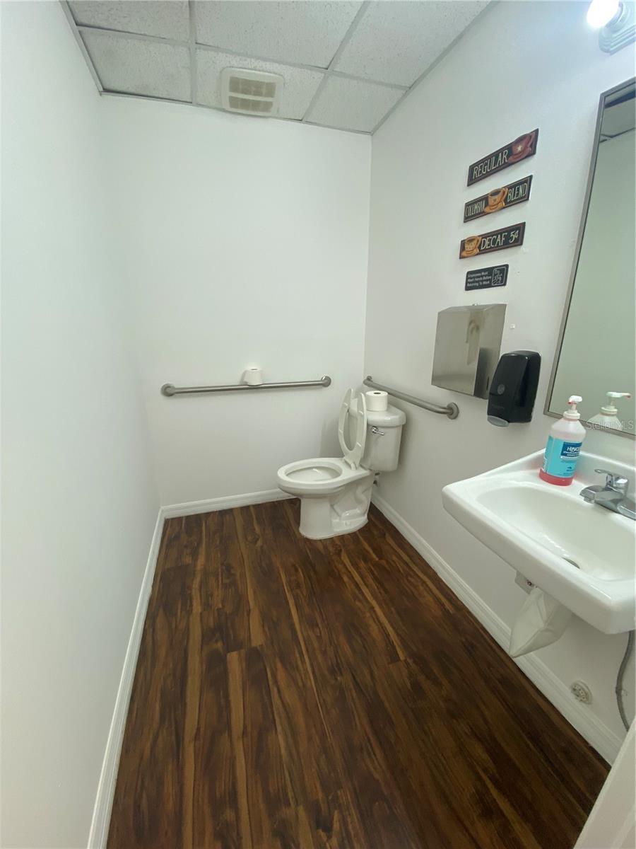 PARK CENTRE CONDO - Commercial Lease