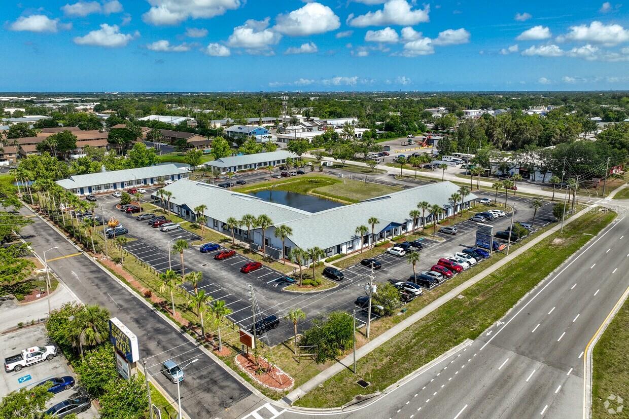 PARK CENTRE CONDO - Commercial Lease