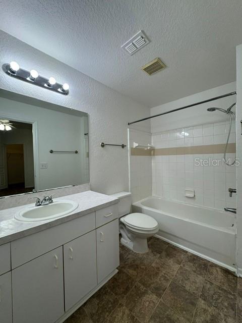 JADE AT TAMPA PALMS A CONDOMIN - Residential Lease