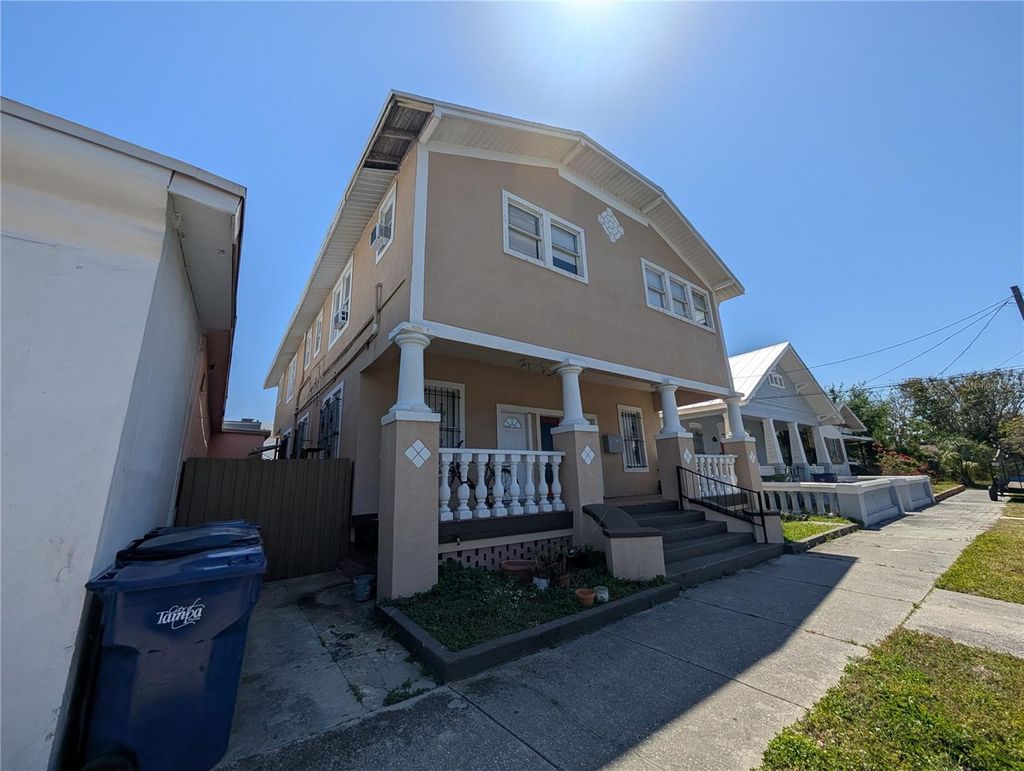 Photo of 2904 W Chestnut Street #2, Tampa, FL 33607 (MLS # O6363721)