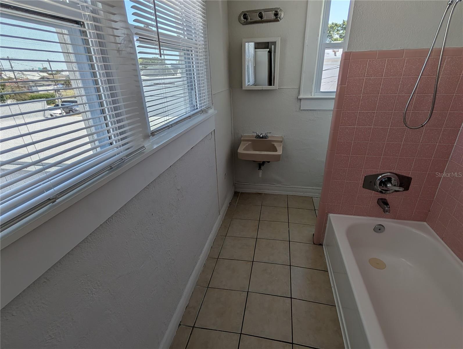 MAC FARLANES REV MAP OF ADD - Residential Lease