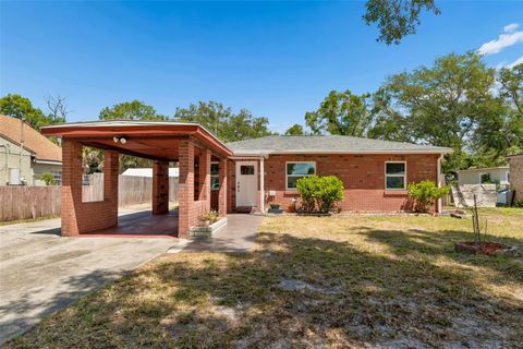 Photo of 4727 W Anita Boulevard, Tampa, FL 33611 (MLS # TB8502324)